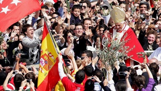 Pope Attends Palm Sunday Celebration
